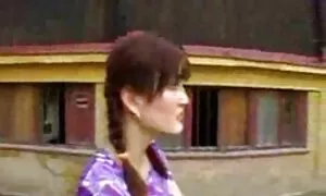 Mengisi mulut tetek paling sedap pelacur dengan urutan