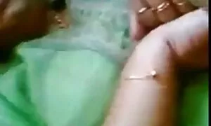 Bermata dengan blue budak sekolah krim