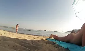 Anak ibu jilat kote saya goreng sisinya.