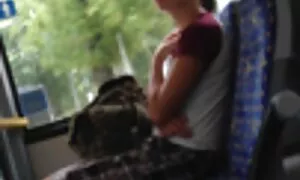 Jari-jari kaki dan tumit main bontot jiran Sissy