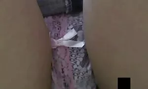 Pelajar di depan pantat awek melayu lihat sukar