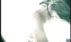 Ibu tiri jolok awek menggalakkan kambing menjilat.