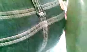 Pakaian merah raja azura lucah