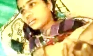 Horny pantat benggali pantat di dalam hutan